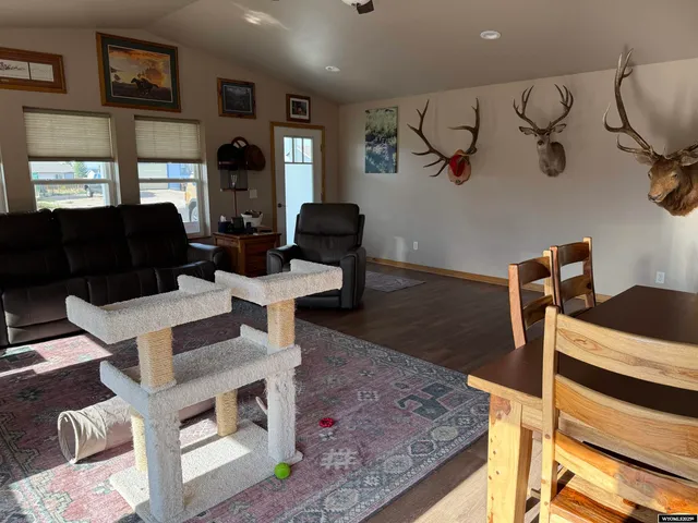 $425,000 | 1109 West Main Avenue, Saratoga, WY 82331
