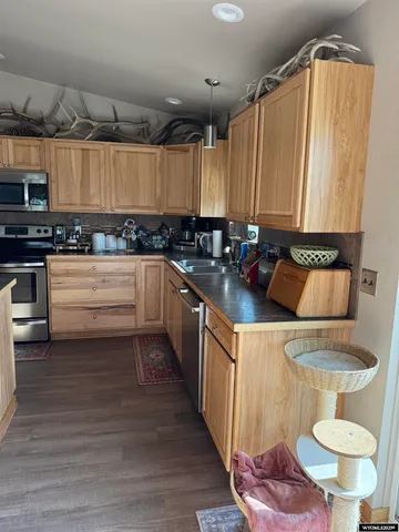 $425,000 | 1109 West Main Avenue, Saratoga, WY 82331