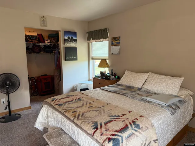 $425,000 | 1109 West Main Avenue, Saratoga, WY 82331