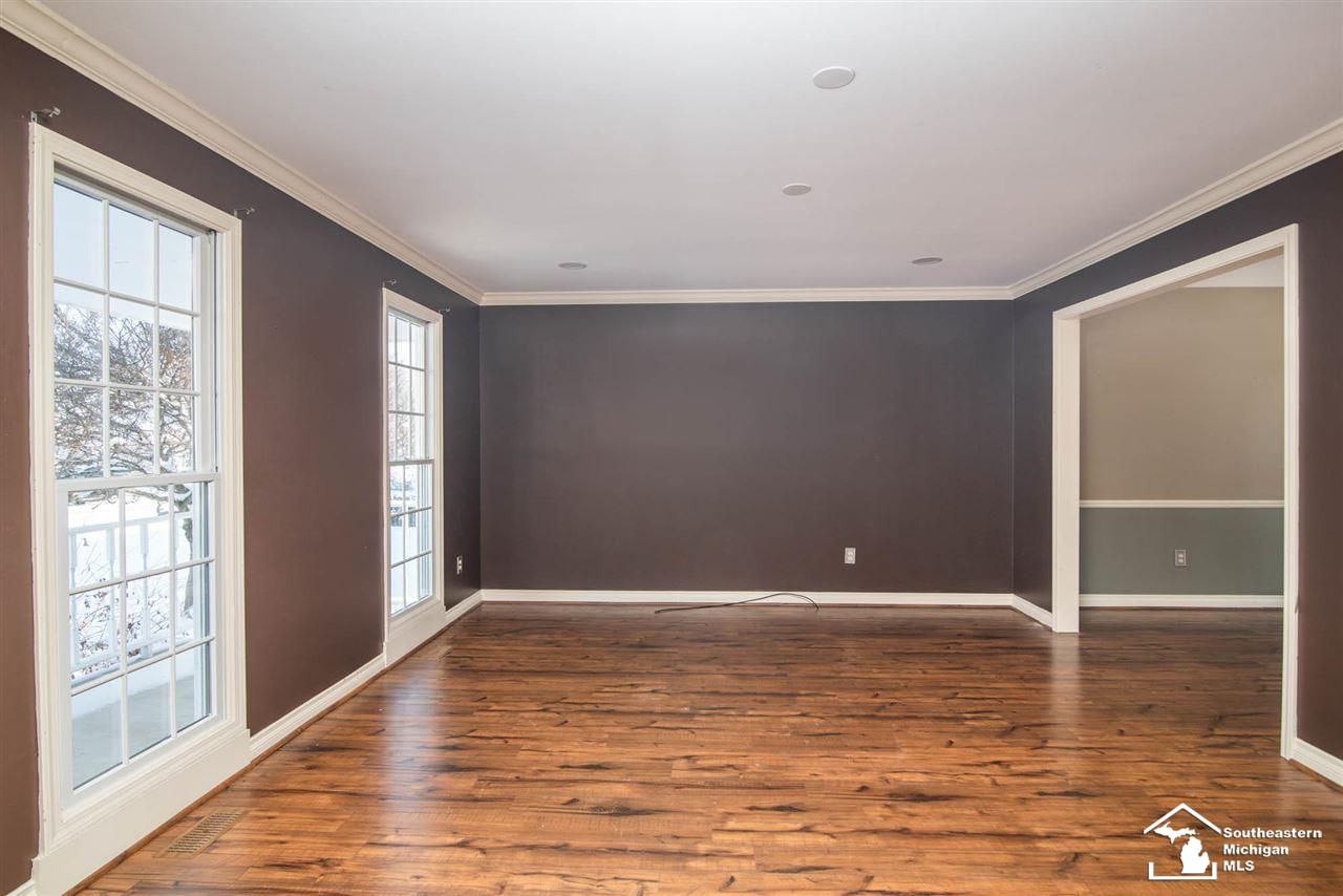 1445 Chestnut Lane Rochester, MI 48309 - Photo 5 of 22 50064795-4.JPG