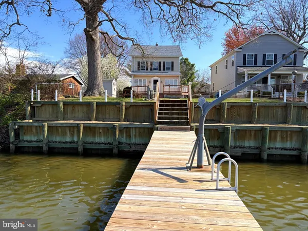 $590,000 | 6 West Kingston Park Lane, Baltimore, MD 21220