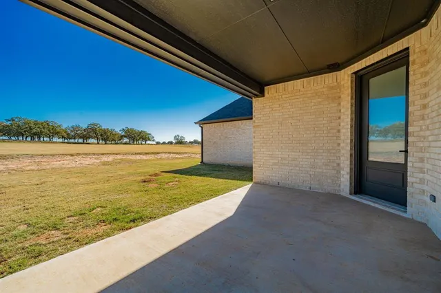$589,000 | 2017 Swallowtail Court, Poolville, TX 76487