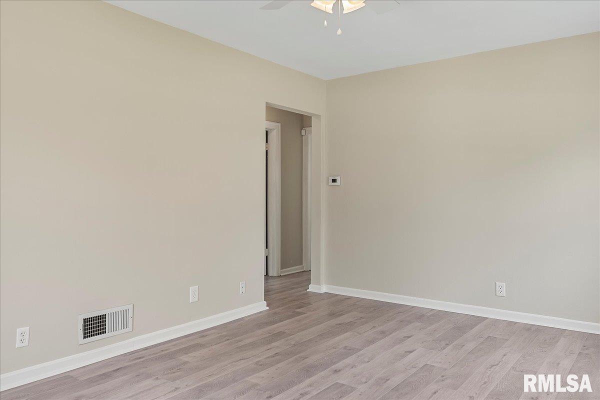 2953 South 5th Street Springfield, IL 62703 - Photo 4 of 27