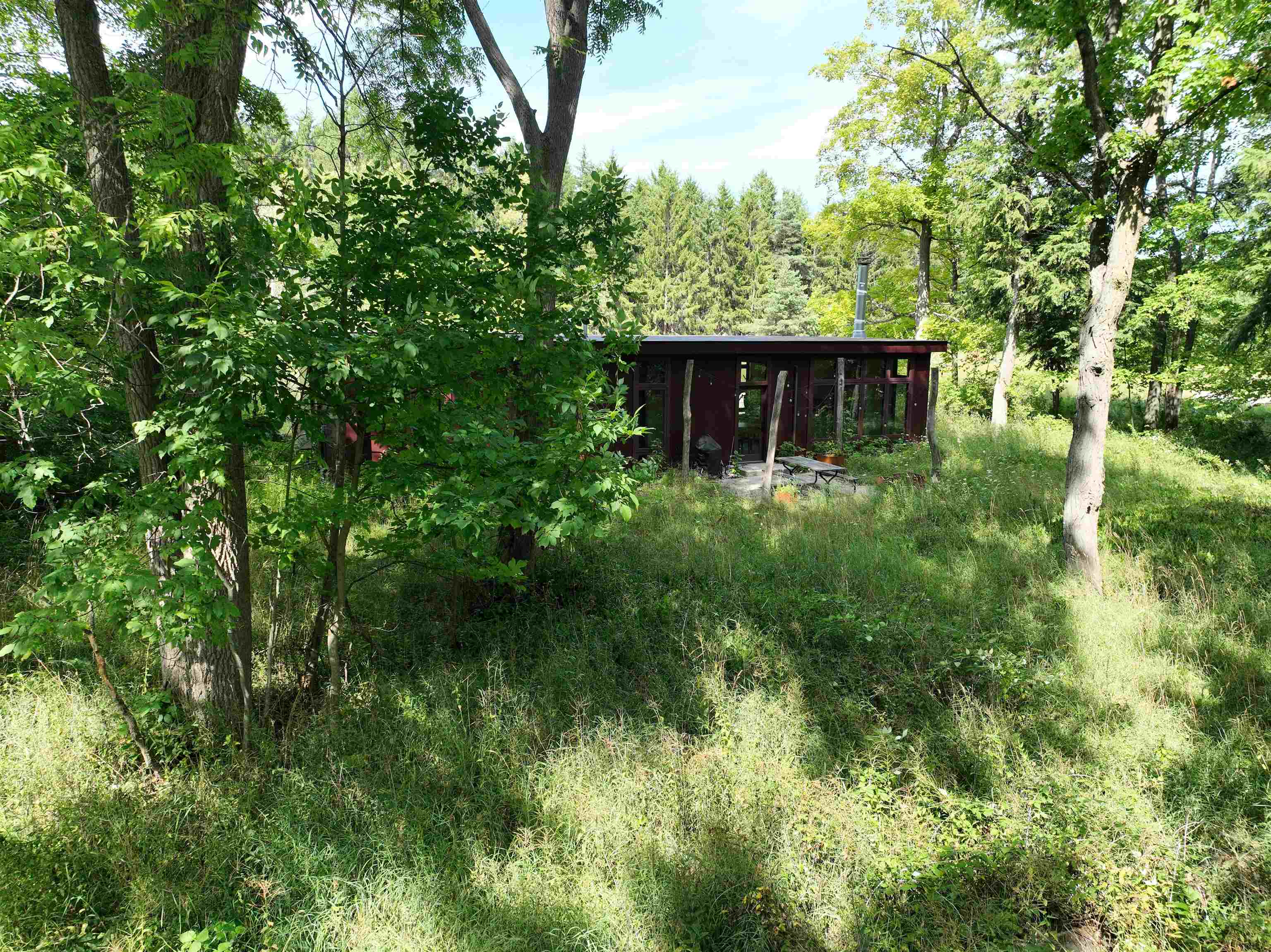 626 North Thunder Road Northport, MI 49670 - Photo 8 of 58 1947038-476d9eac-4f58-4862-a7fd-0f97dda17a47.JPG