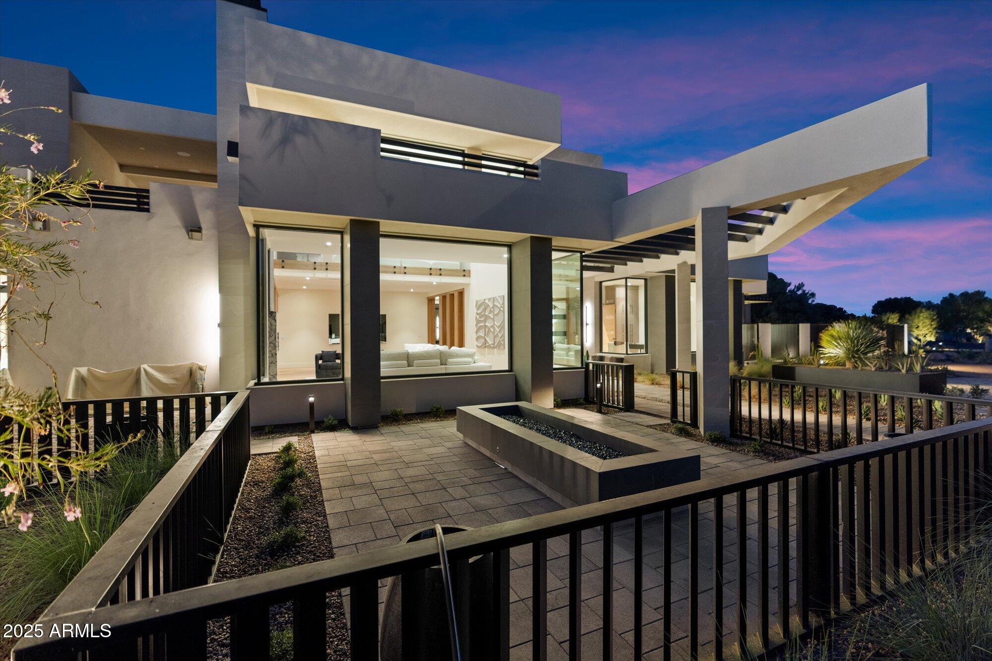 6120 East Redwing Road Paradise Valley, AZ 85253 - Photo 17 of 20 patio