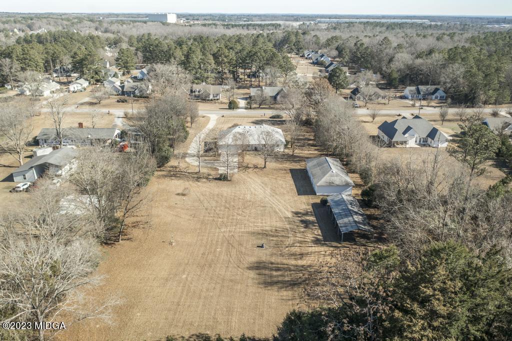 6375 Barfield Road Macon, GA 31216 - Photo 10 of 60 a view of outdoor space and yard