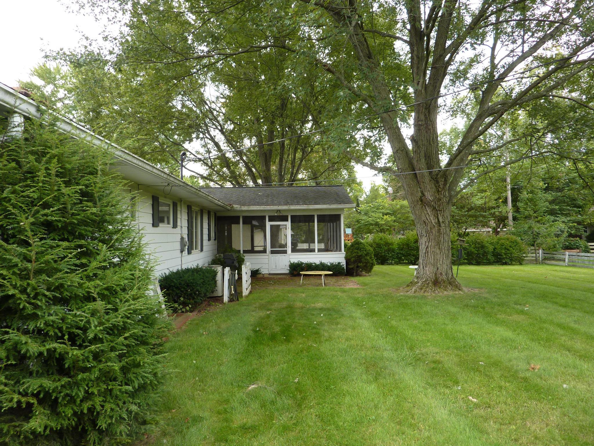 3891 Mountview Road Columbus, OH 43220 - Photo 3 of 6