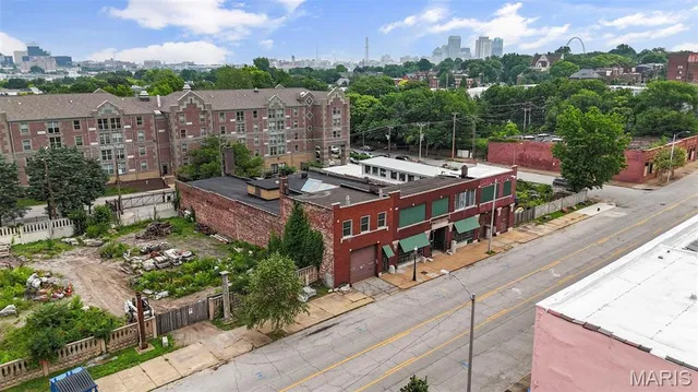 $1,100,000 | 2701-2729 Lafayette Avenue, St. Louis, MO 63104