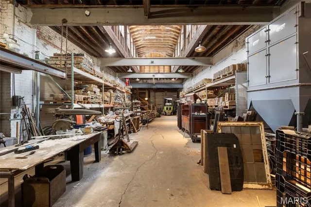 $1,100,000 | 2701-2729 Lafayette Avenue, St. Louis, MO 63104