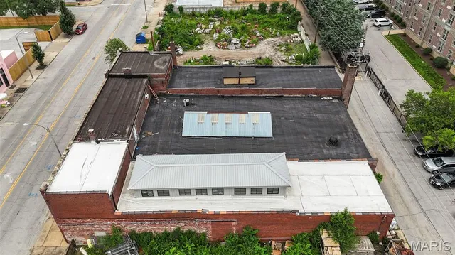 $1,100,000 | 2701-2729 Lafayette Avenue, St. Louis, MO 63104