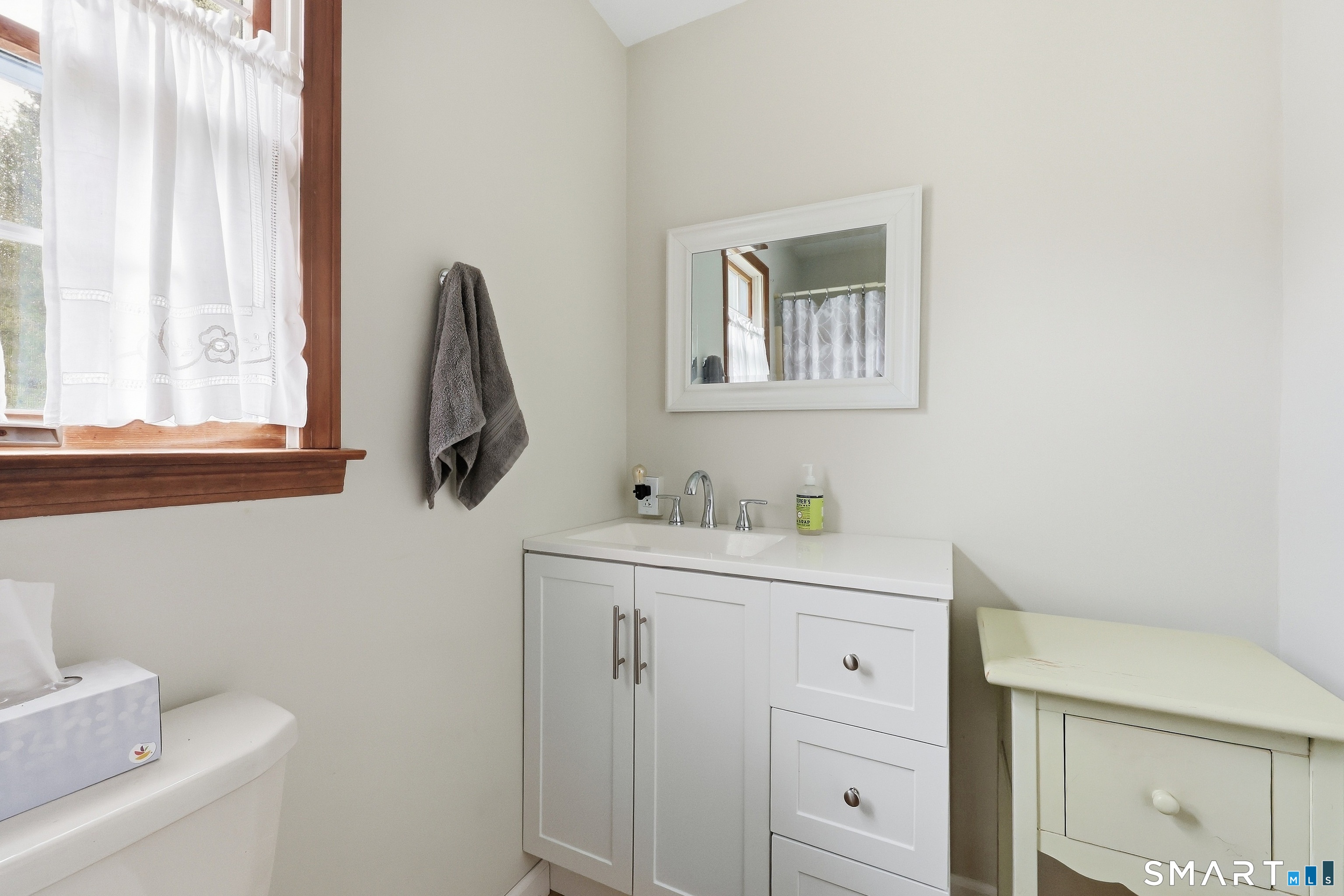 16 Pond Road New Hartford, CT 06057 - Photo 22 of 27 Gallery Image 22