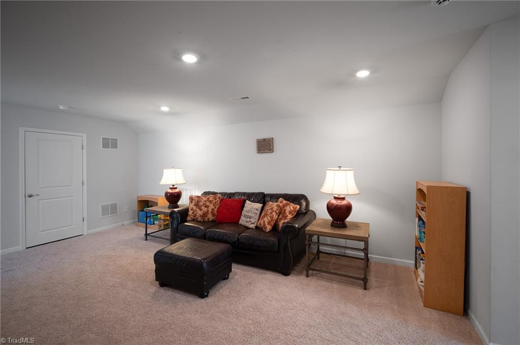 5424 Quartz Avenue Clemmons, NC 27012 - Photo 19 of 27 Den