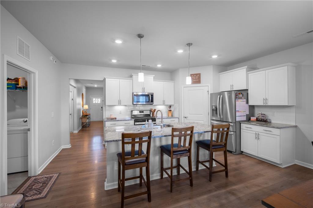 5424 Quartz Avenue Clemmons, NC 27012 - Photo 3 of 27