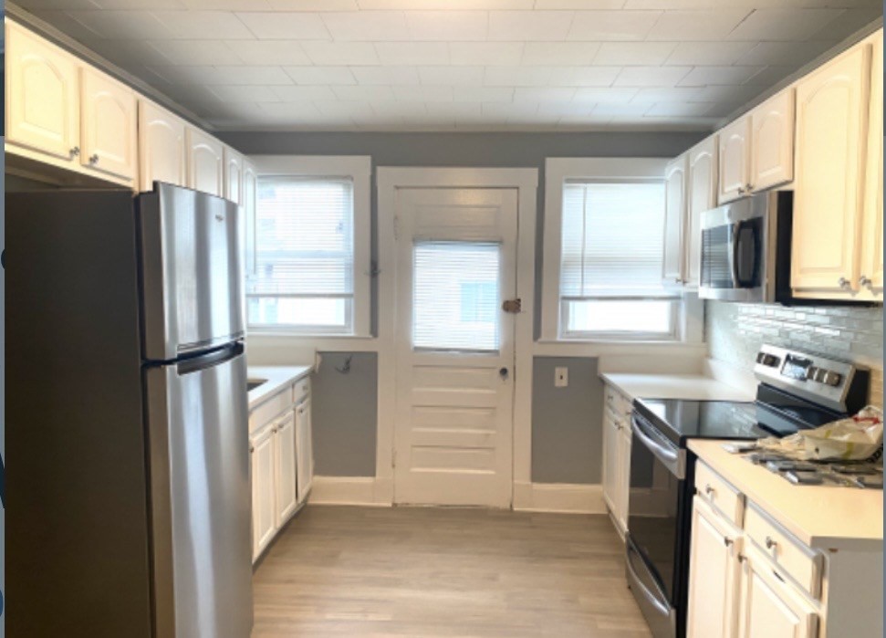 1083 Main Street, Unit 1 Waltham, MA 02451 - Photo 5 of 9