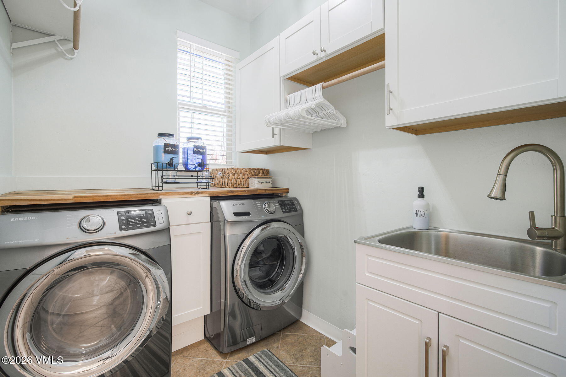 136 Wildhorse Gypsum, CO 81637 - Photo 12 of 31 12-web-or-mls-136_Wildhorse_012