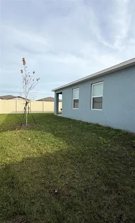 $2,200 | 3511 Costello Circle, Winter Haven, FL 33884