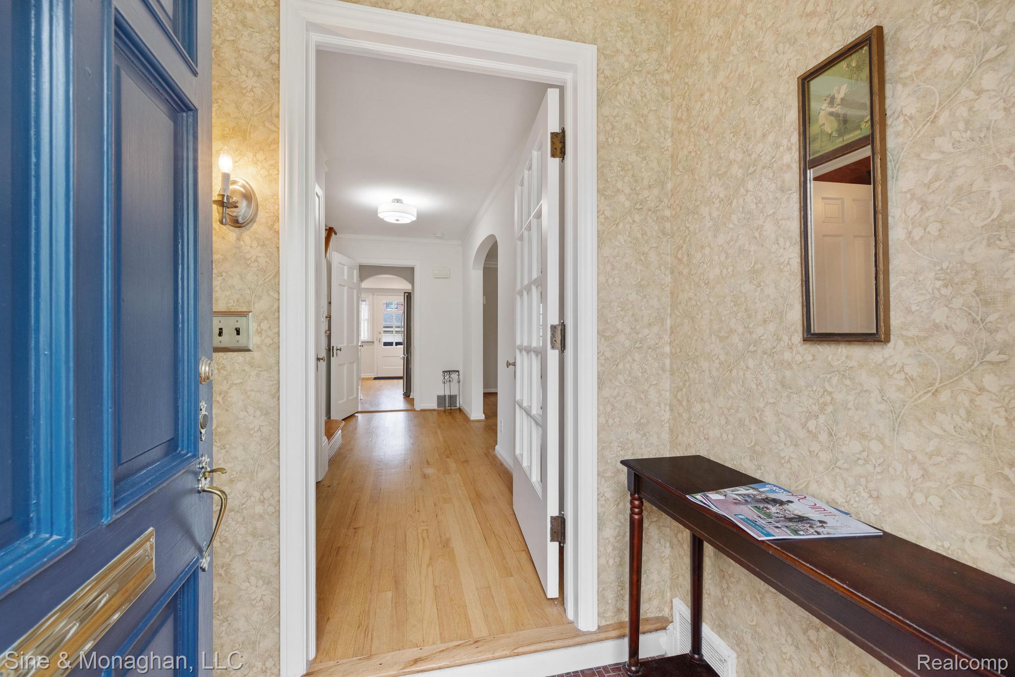679 Neff Road Grosse Pointe, MI 48230 - Photo 3 of 78 679 Neff Rd-6.jpg