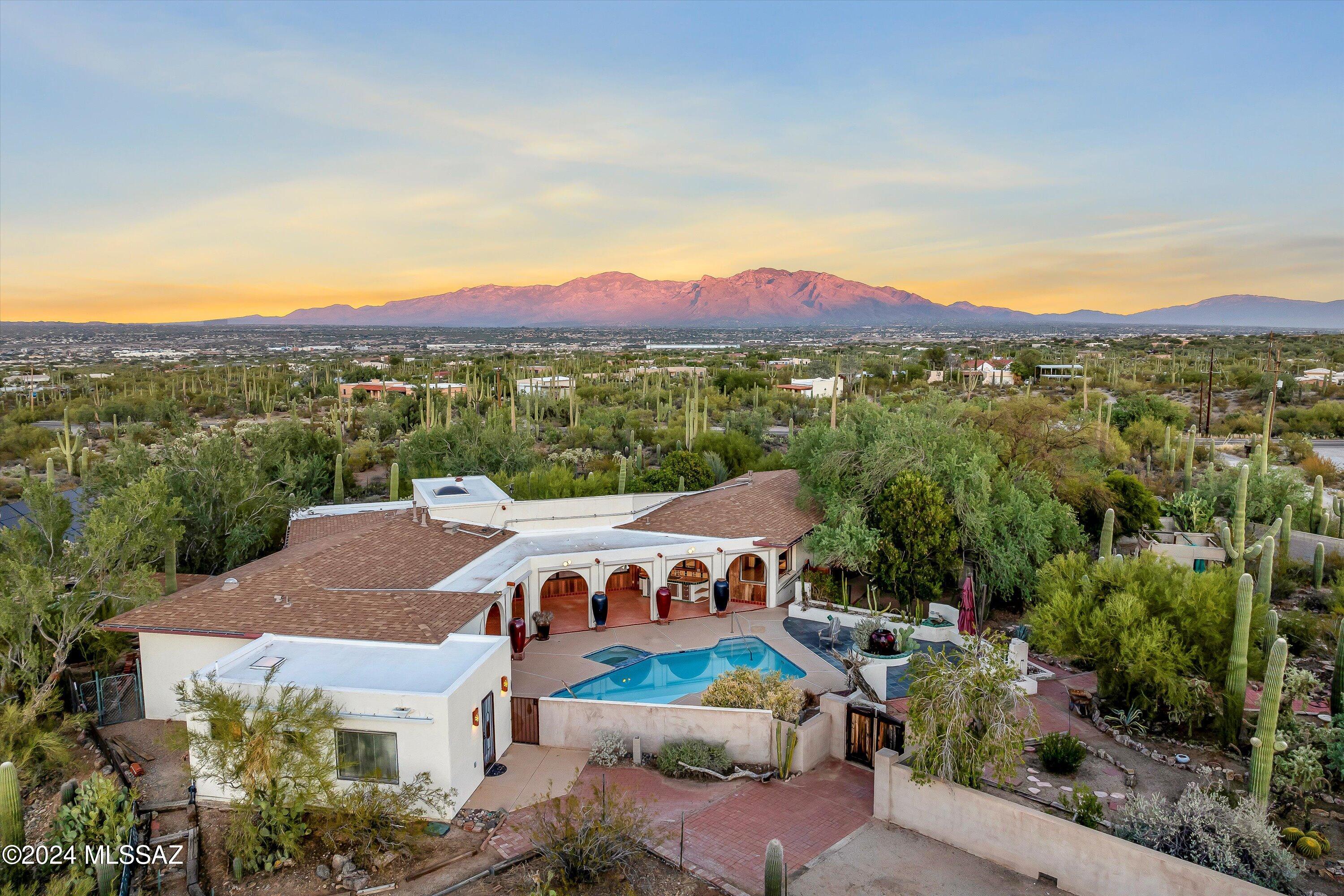 6901 North Wade Road Tucson, AZ 85743 - Photo 3 of 49 Gallery Image 3