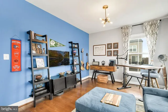 a view of entryway and hall