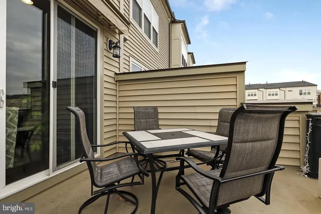 $3,800 | 23558 Ashwood Moss Terrace, Brambleton, VA 20148