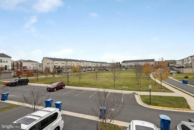 $3,800 | 23558 Ashwood Moss Terrace, Brambleton, VA 20148