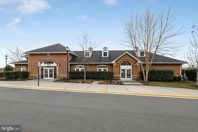 $3,800 | 23558 Ashwood Moss Terrace, Brambleton, VA 20148