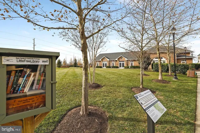 $3,800 | 23558 Ashwood Moss Terrace, Brambleton, VA 20148