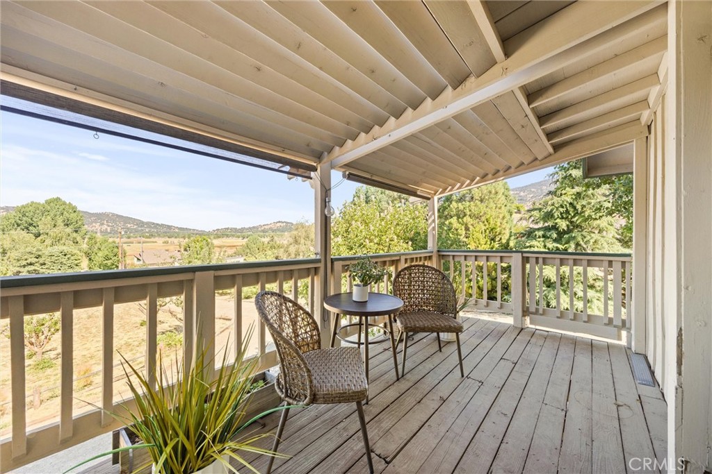 23740 Lakeview Drive Tehachapi, CA 93561 - Photo 29 of 48 a view of a two chairs in the balcony