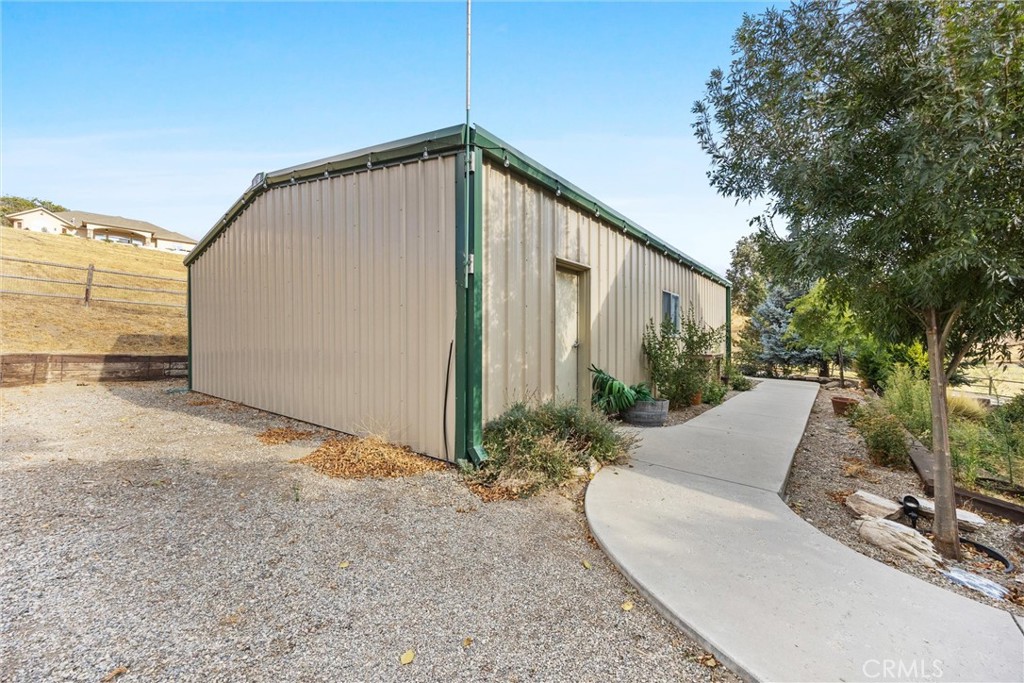 23740 Lakeview Drive Tehachapi, CA 93561 - Photo 3 of 48 a view of backyard with outdoor space