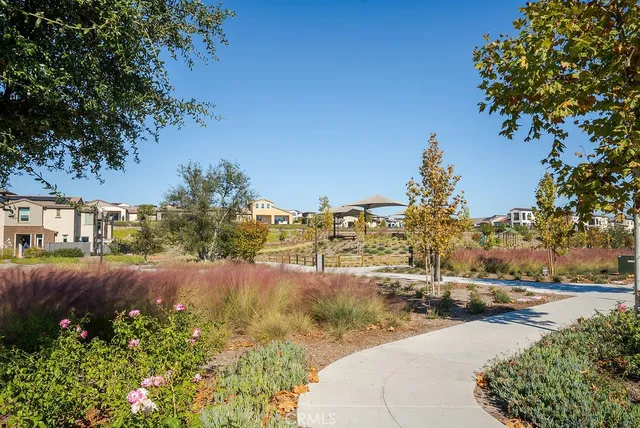 $699,000 | 1300 Lasso Way, Unit 305, Rancho Mission Viejo, CA 92694