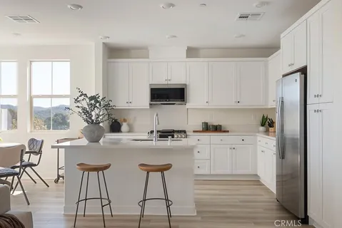 $699,000 | 1300 Lasso Way, Unit 305, Rancho Mission Viejo, CA 92694