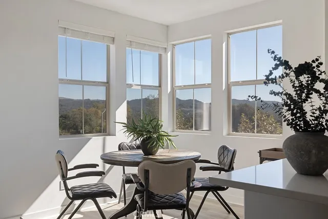 $699,000 | 1300 Lasso Way, Unit 305, Rancho Mission Viejo, CA 92694