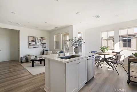 $699,000 | 1300 Lasso Way, Unit 305, Rancho Mission Viejo, CA 92694