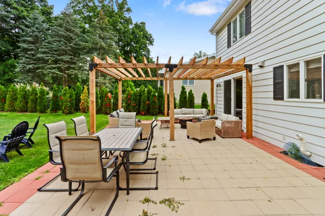 $610,000 | 1800 Miller Road, Lake Geneva, WI 53147