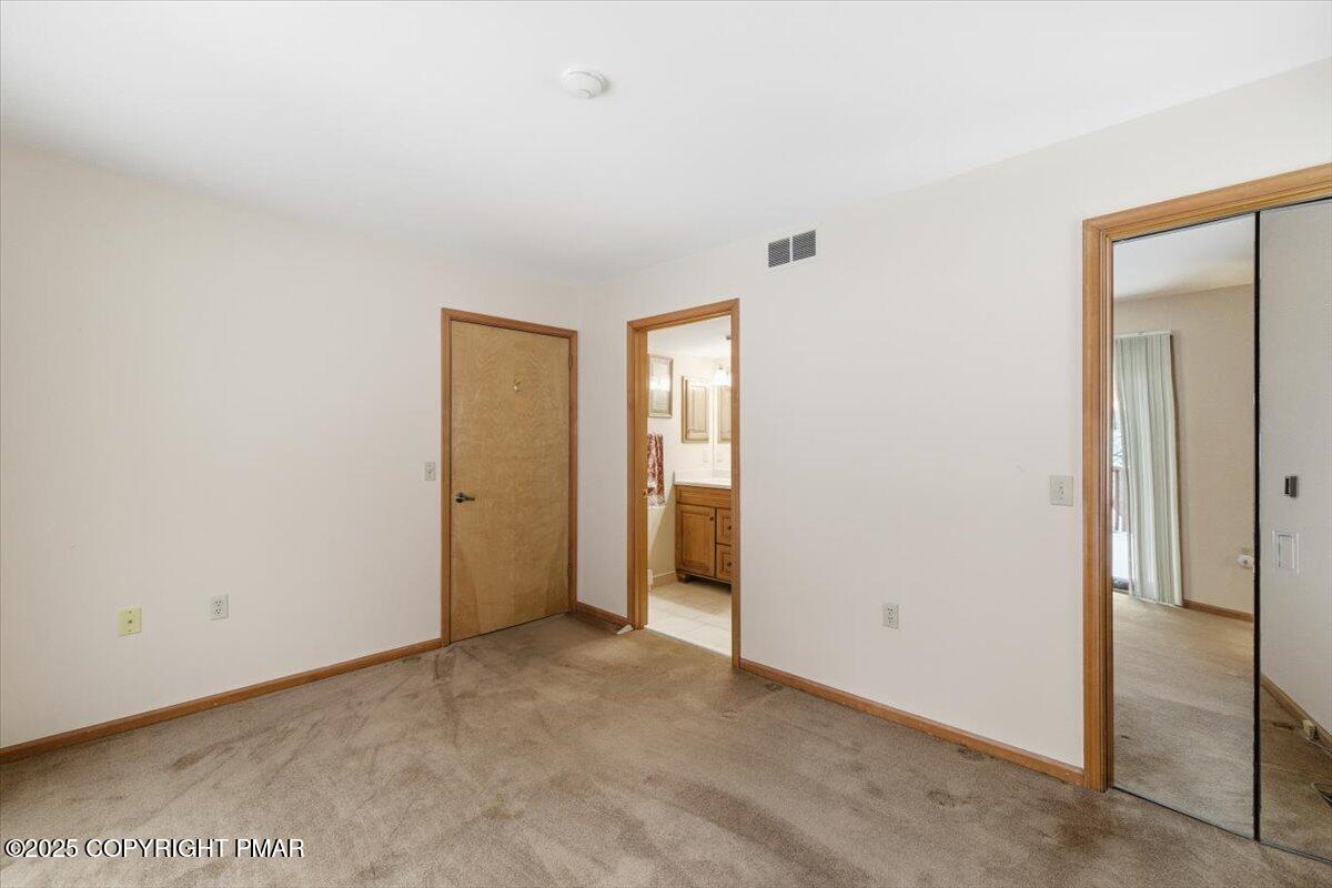 23 Turtle Way Stroudsburg, PA 18360 - Photo 20 of 37 Second En Suite