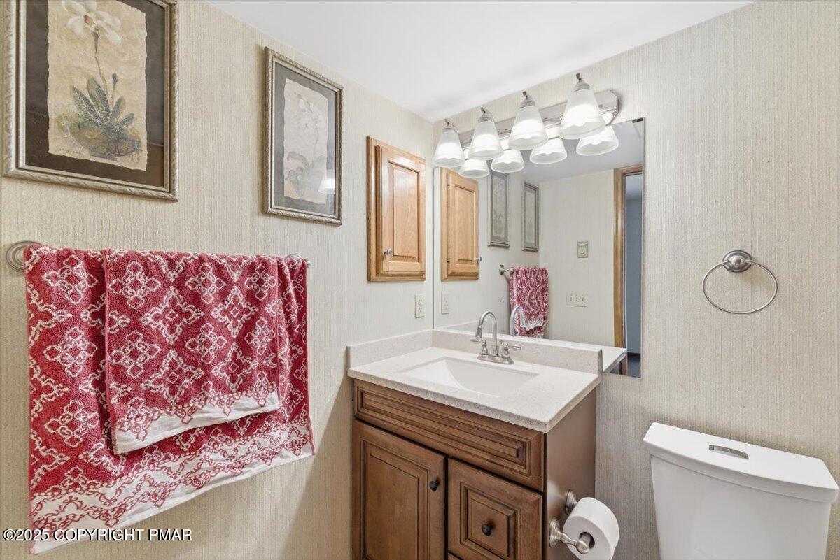 23 Turtle Way Stroudsburg, PA 18360 - Photo 21 of 37 2nd Full Bath