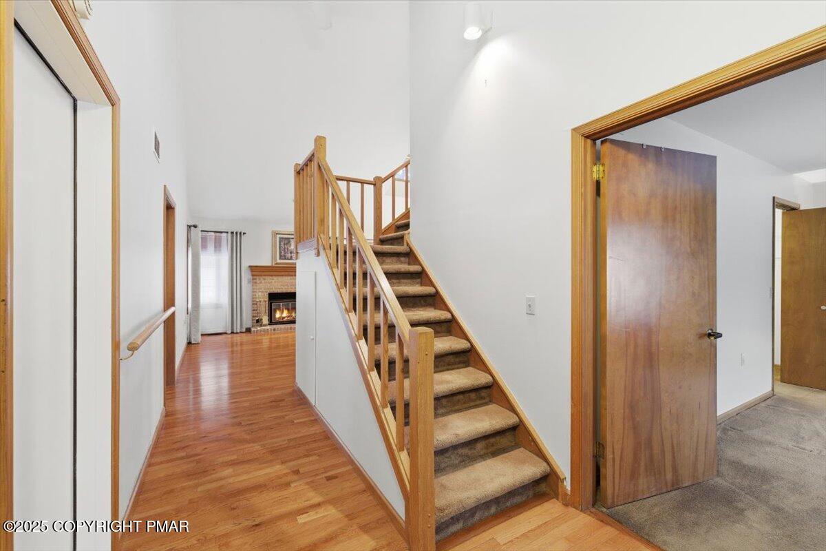 23 Turtle Way Stroudsburg, PA 18360 - Photo 23 of 37 Foyer