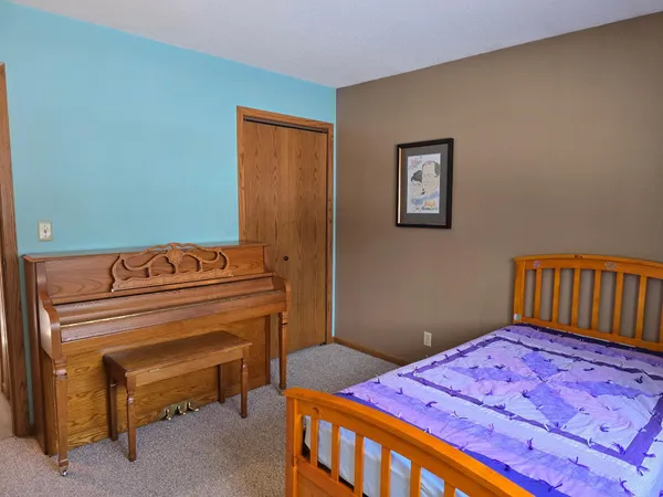 $259,900 | 3720 Cedar Creek Court, Fairmont, MN 56031