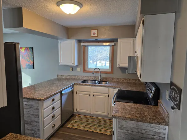 $259,900 | 3720 Cedar Creek Court, Fairmont, MN 56031