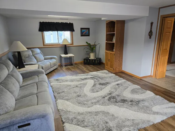 $259,900 | 3720 Cedar Creek Court, Fairmont, MN 56031