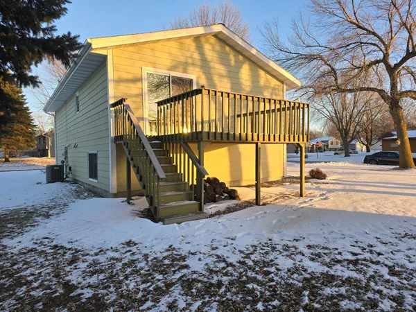 $259,900 | 3720 Cedar Creek Court, Fairmont, MN 56031