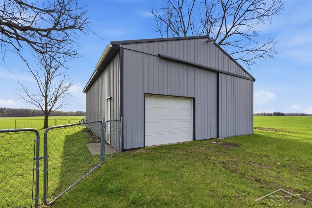 5800 North Hope Road Hope, MI 48628 - Photo 6 of 25 Gallery Image 6