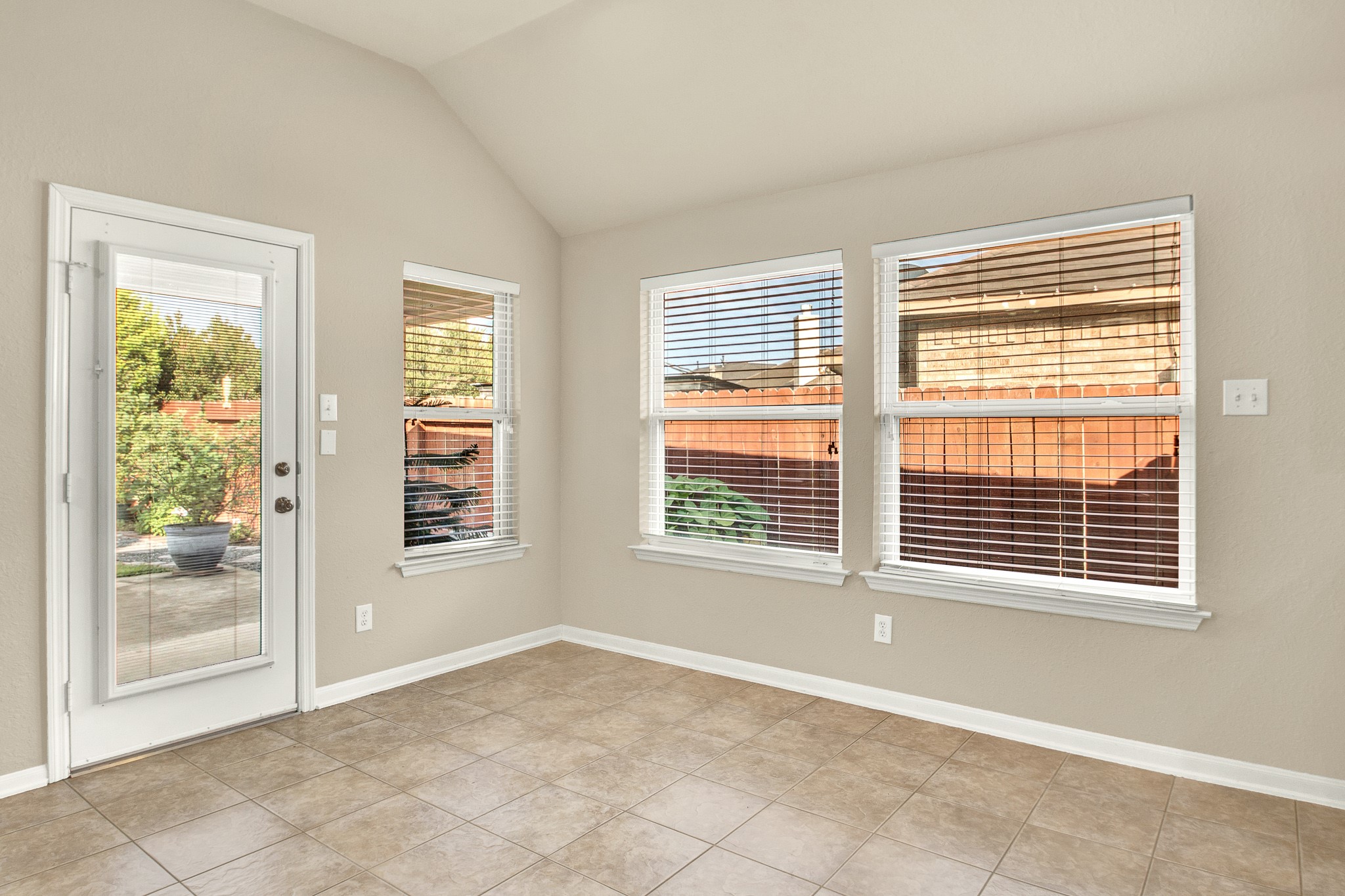9226 Fernwillow Drive Spring, TX 77379 - Photo 29 of 36 Gallery Image 29