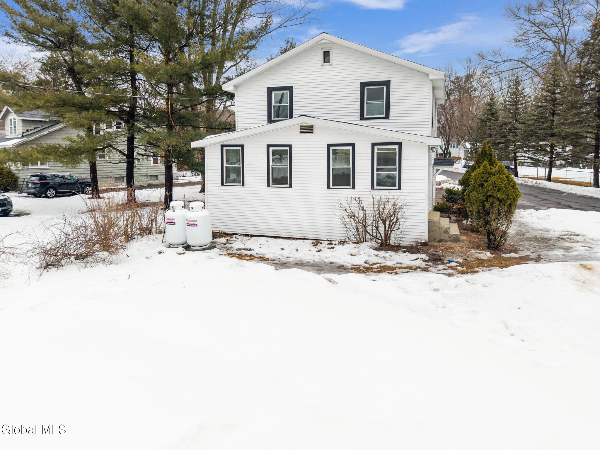 150 Schoolhouse Road Guilderland, NY 12203 - Photo 3 of 36 3-150SchoolhouseRd_03