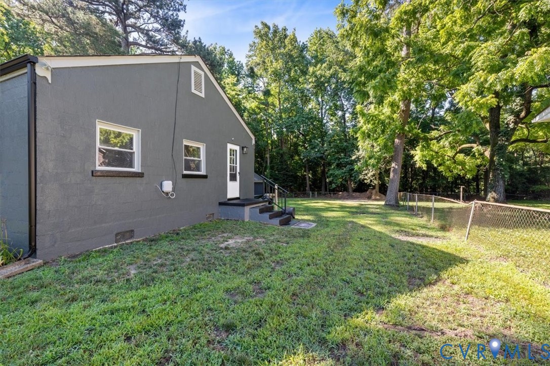 2459 Osborne Road Chester, VA 23831 - Photo 15 of 18