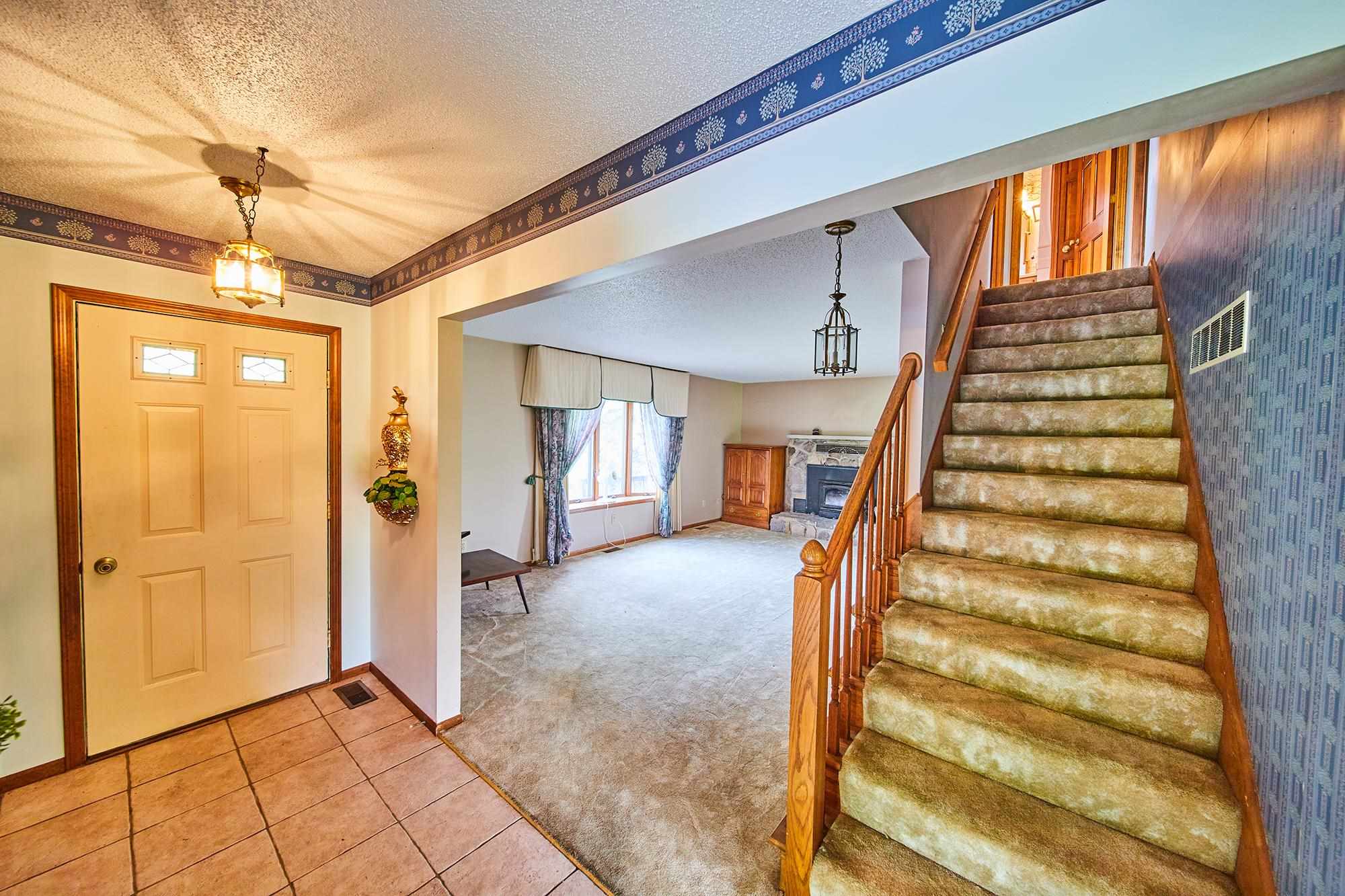 7909 Hollopeter Road Leo, IN 46765 - Photo 16 of 36