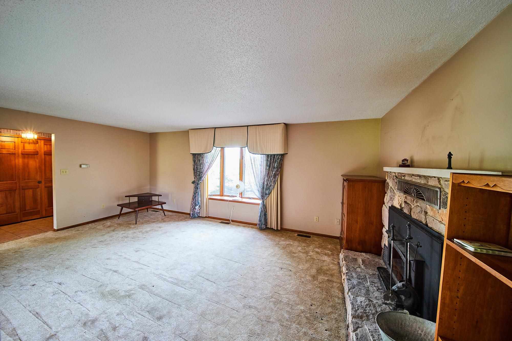 7909 Hollopeter Road Leo, IN 46765 - Photo 18 of 36