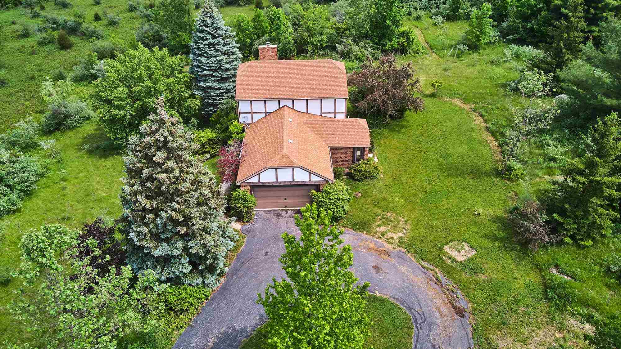 7909 Hollopeter Road Leo, IN 46765 - Photo 3 of 36