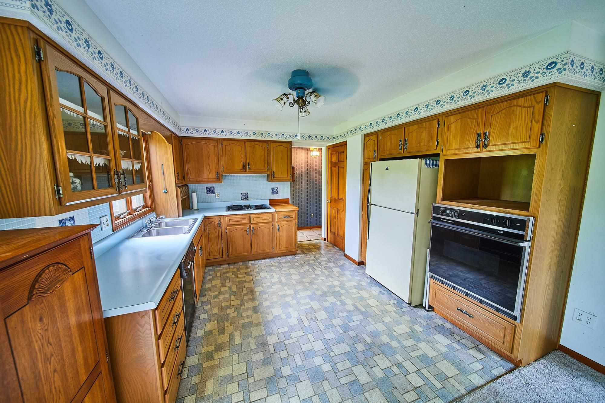 7909 Hollopeter Road Leo, IN 46765 - Photo 21 of 36