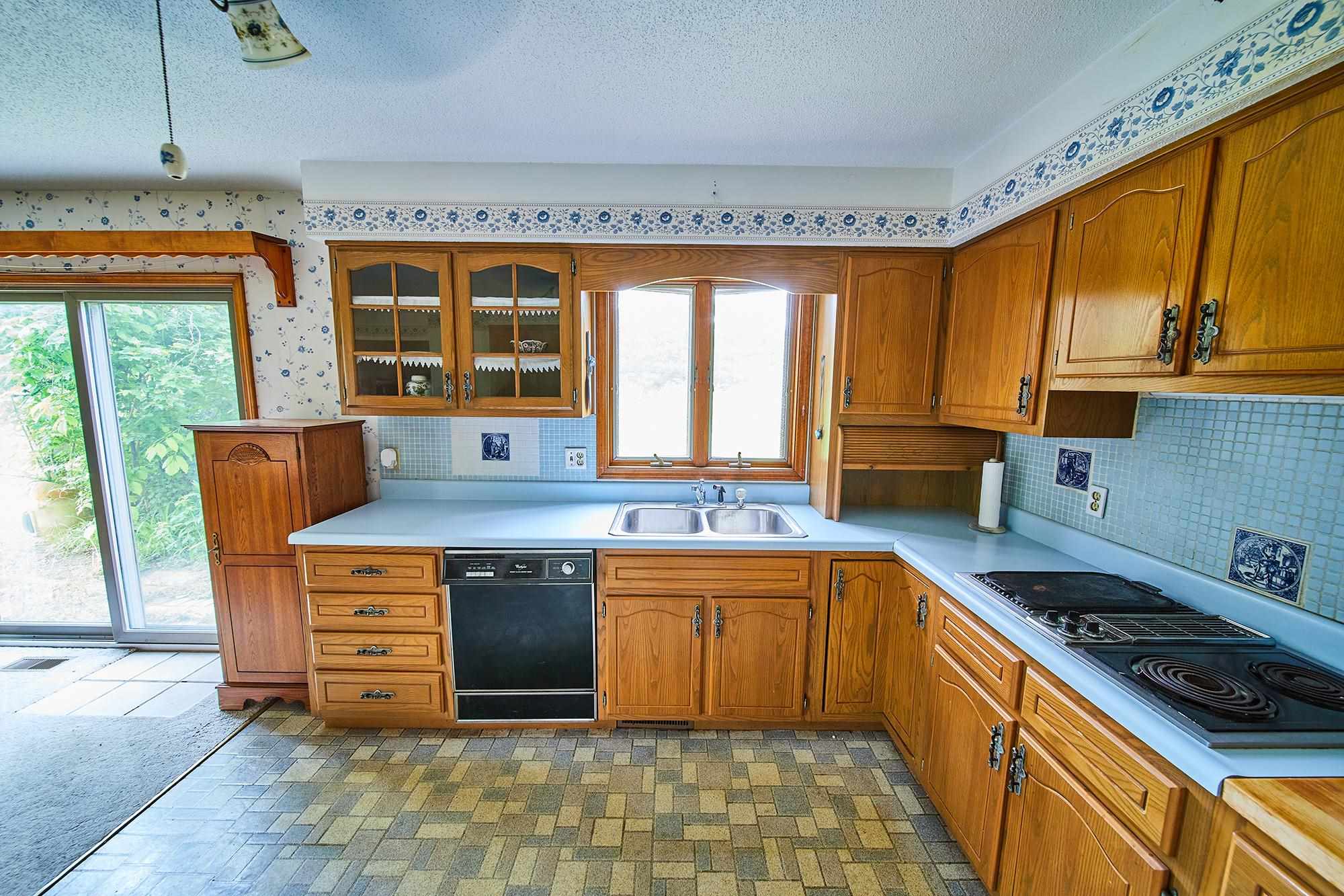 7909 Hollopeter Road Leo, IN 46765 - Photo 22 of 36